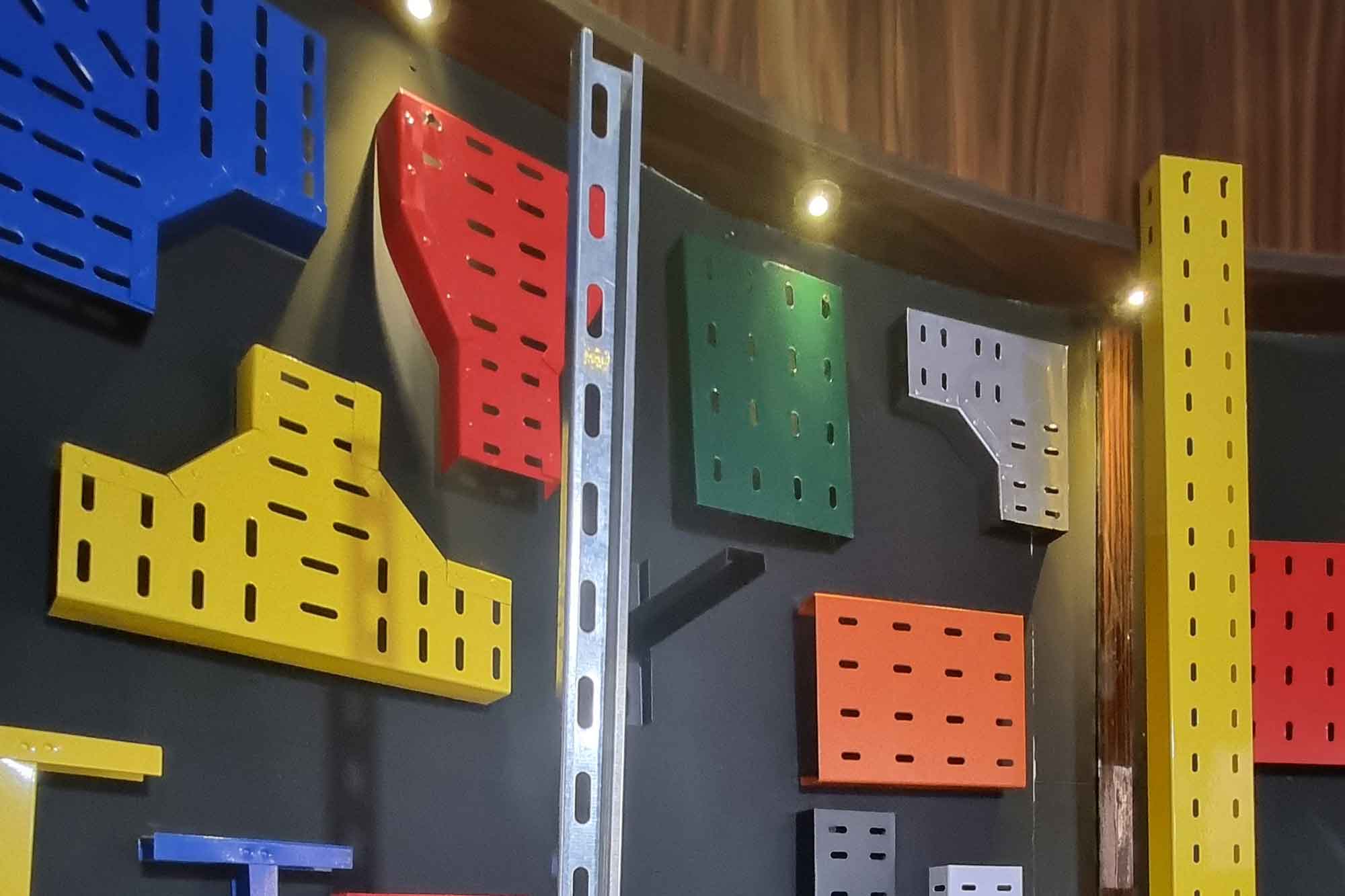 تولید انواع ریل سینی کابل رنگی